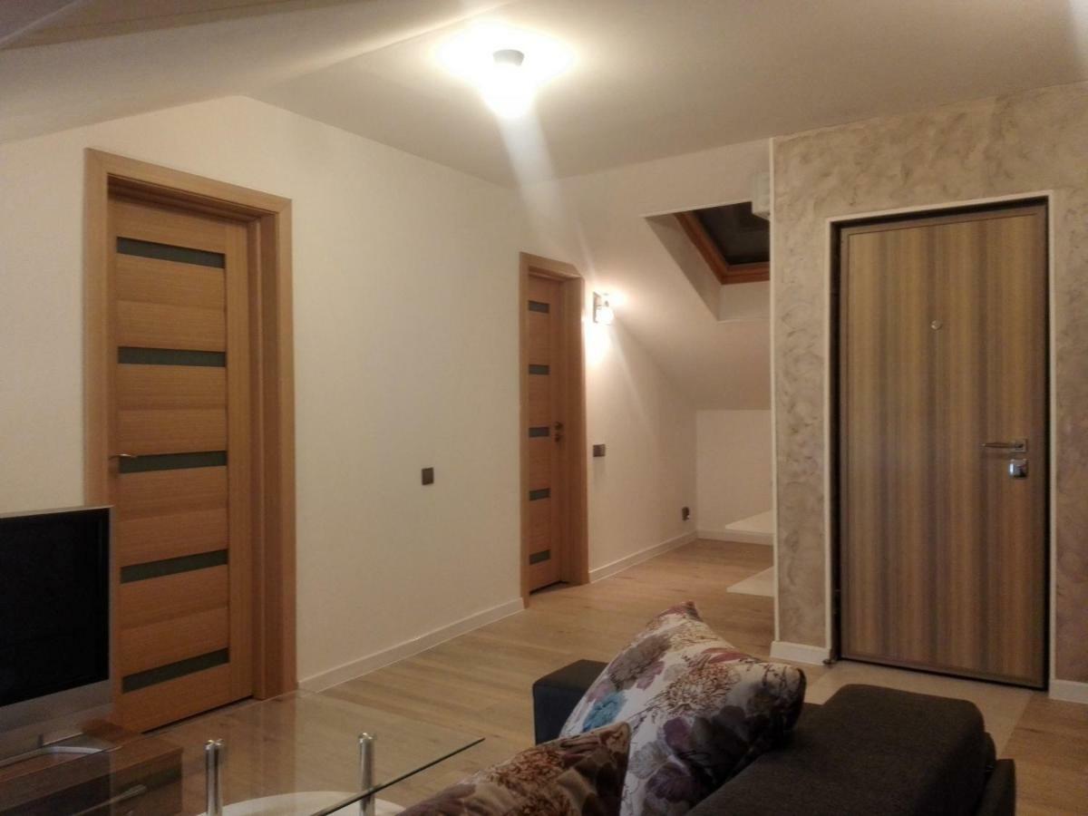 A. Einstein 9A Apartament Κλουζ-Ναπόκα Εξωτερικό φωτογραφία
