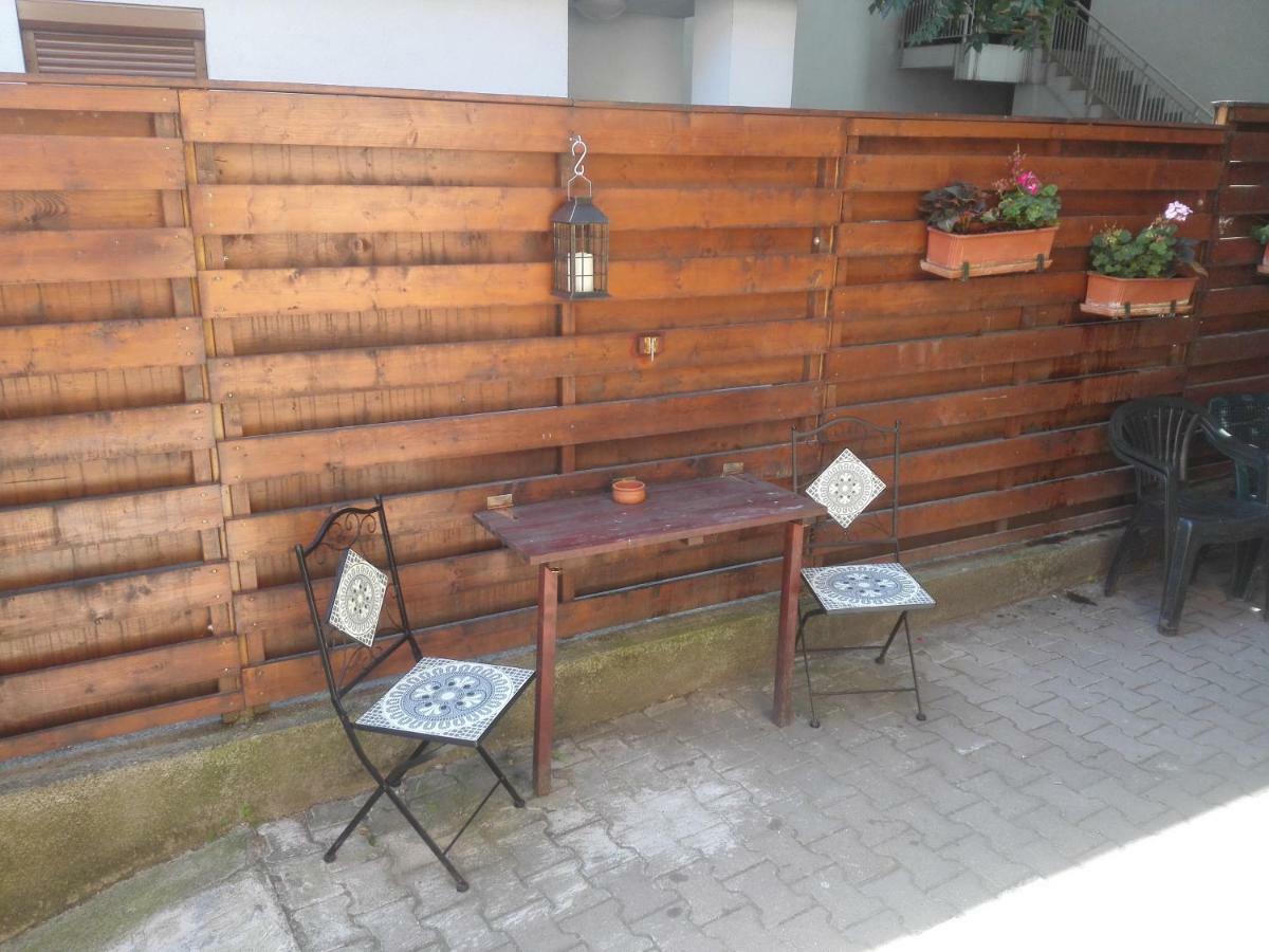 A. Einstein 9A Apartament Κλουζ-Ναπόκα Εξωτερικό φωτογραφία